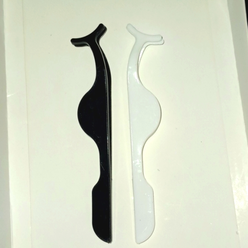 Set of 2 Eyelash Applicators